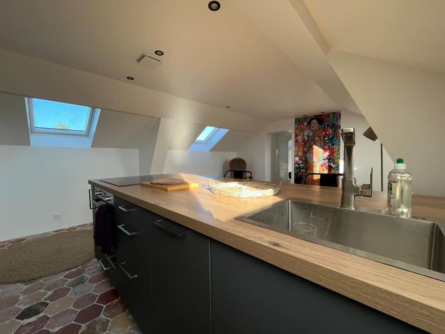 Ferienwohnung Sur Les Toits De Fontainebleau - Hypercentre Exterior foto