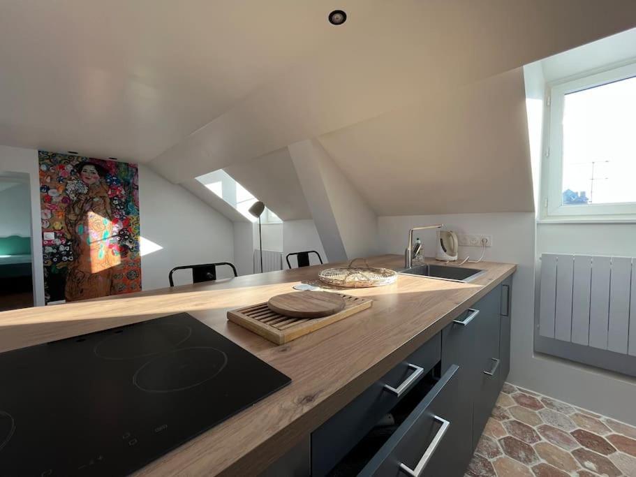Ferienwohnung Sur Les Toits De Fontainebleau - Hypercentre Exterior foto