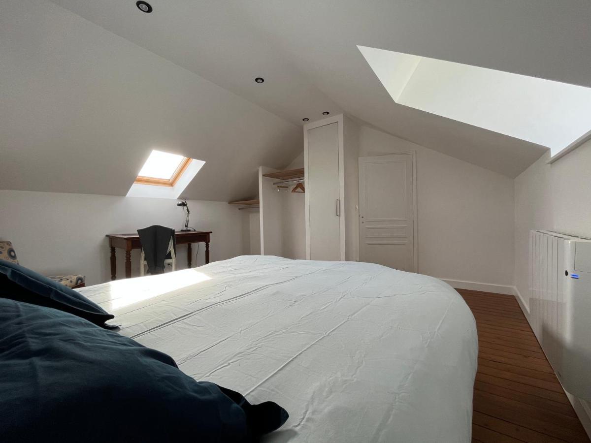 Ferienwohnung Sur Les Toits De Fontainebleau - Hypercentre Exterior foto