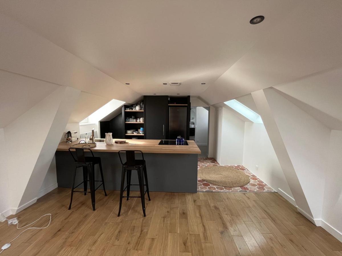 Ferienwohnung Sur Les Toits De Fontainebleau - Hypercentre Exterior foto